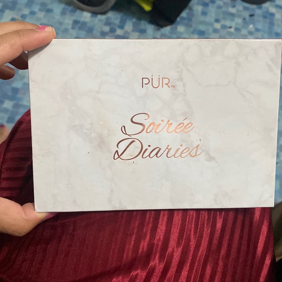 Like NEW PUR cosmetics palette - Picture 2 of 3